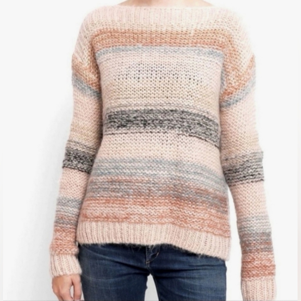 Numph Sweater From South Moon Under Light Pink Blue Gold Threading Size L